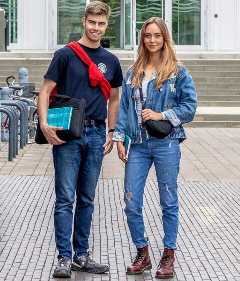 faqs-studium-viadrina-770x900px-(c)-heide-fest