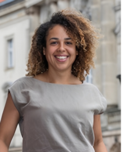Anna Roessner Anna Roessner